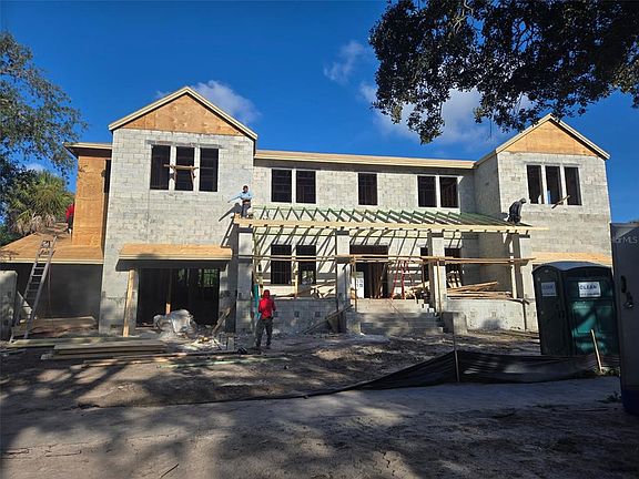2nd image of 146 BOSPHOROUS AVENUE