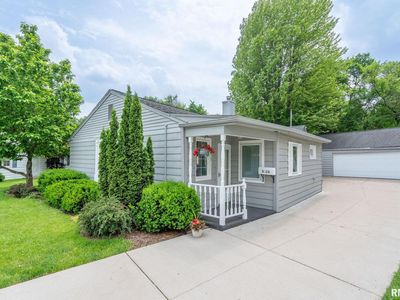 3628 15th Avenue Ct, Moline, IL, 61265