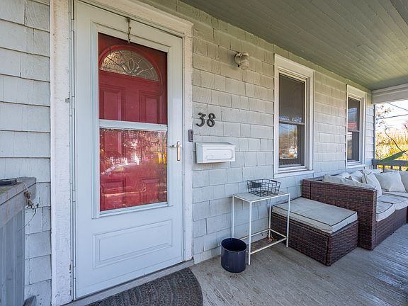4th image of 38 Claremont Ave