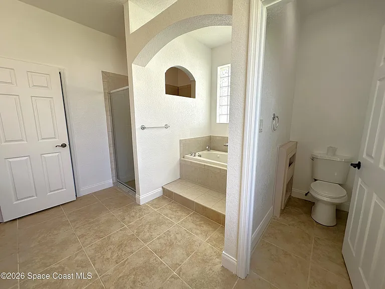 616 Manatee Bay Dr — Photo 19