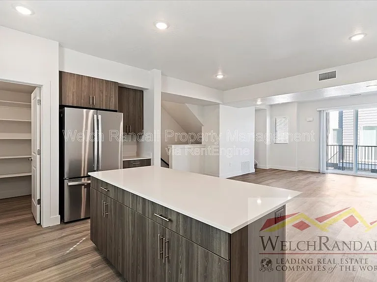 2348 W James Way — Photo 14
