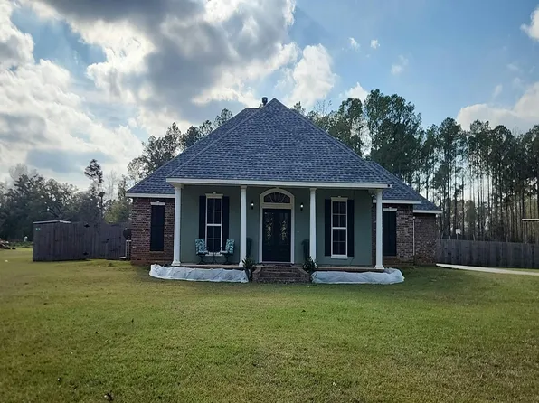 28550 Henry White Rd, Albany, LA 70711