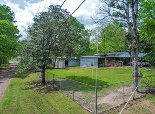 125 Houston St, Zavalla, TX 75980