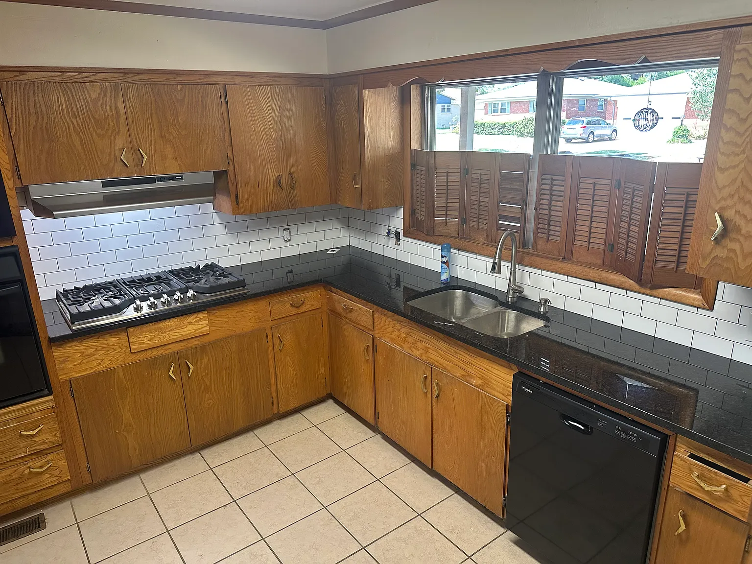 3 bed, 1316 sqft, $1,500 — Photo 2