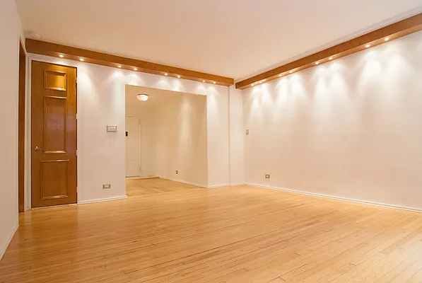 Rented by WAM Partners - William Moses Co. | media 17