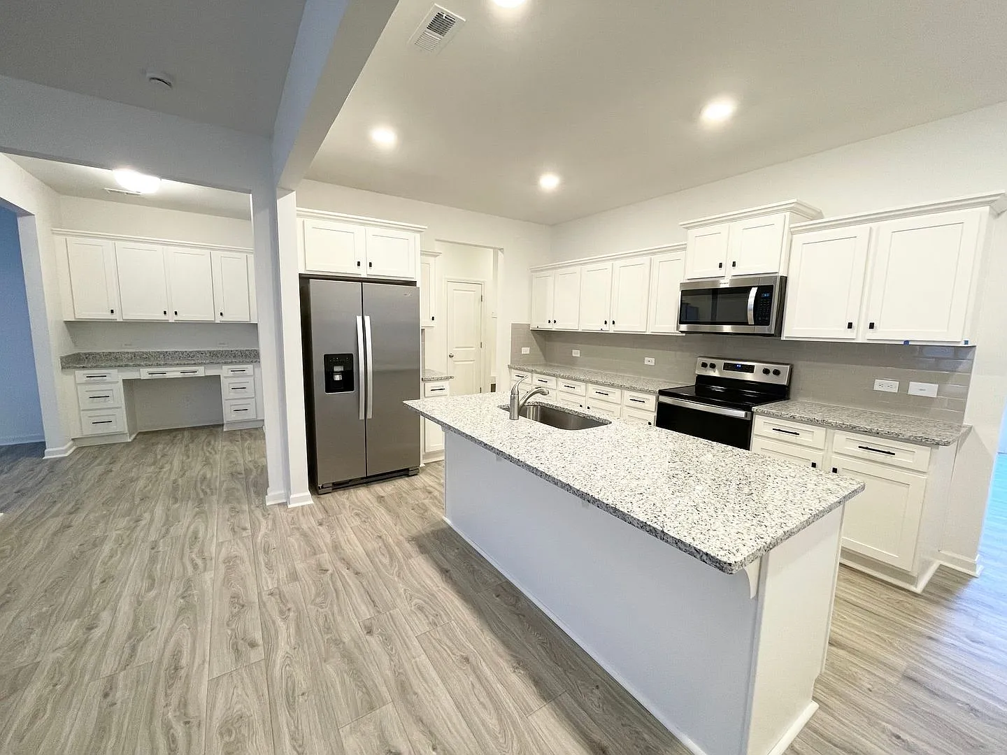 Coming soon!! NEW 4 br home in Shay Crossing Minutes from I-85 — Photo 2