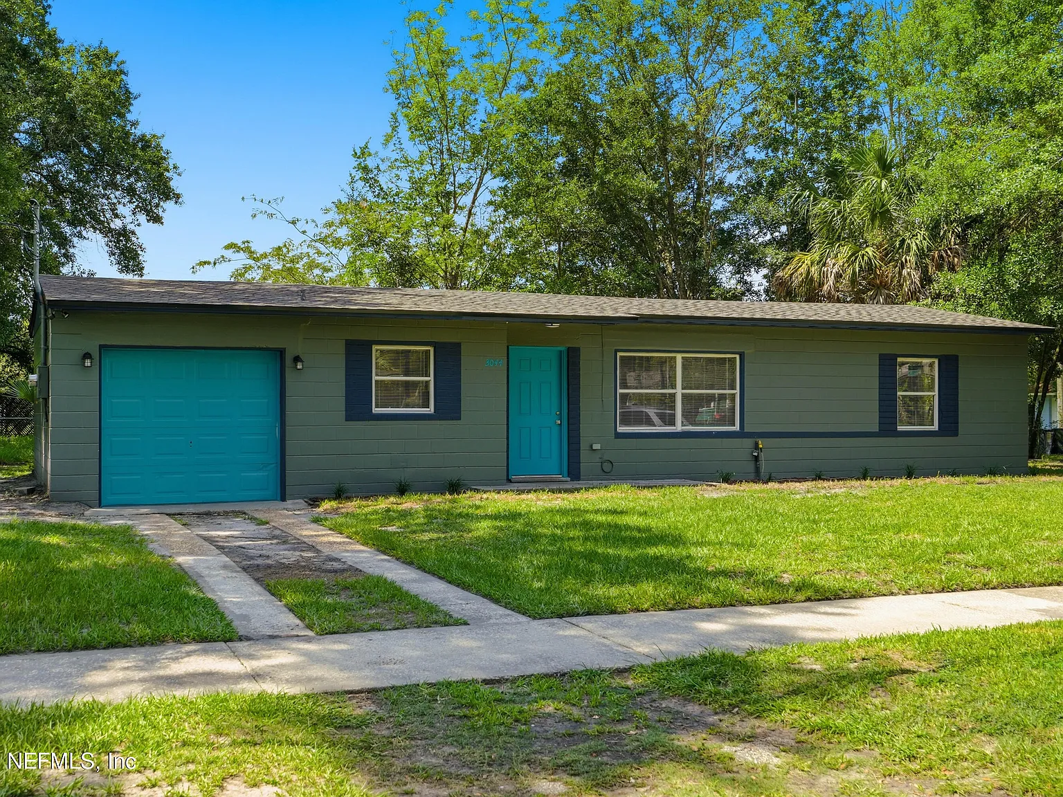 2 bed, 1.0 bath, 852 sqft, $1,350 — Photo 2