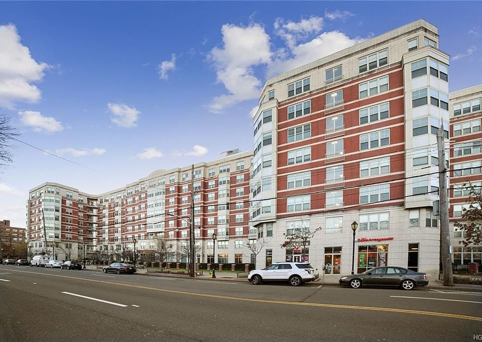 1st image of 300 Mamaroneck Ave APT 310