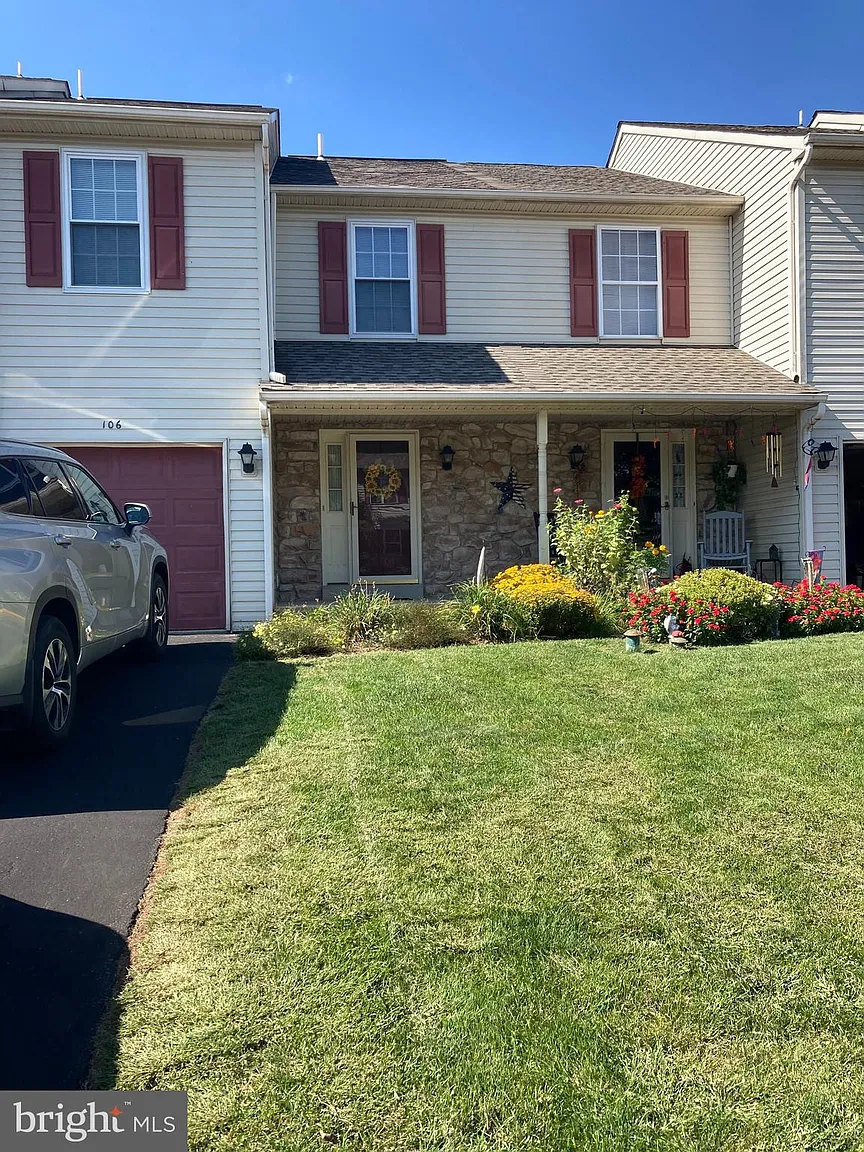 106 Sunnyside Ln photo 1