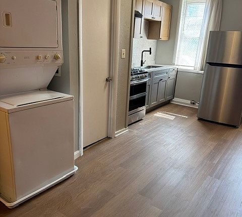 4th image of 2502 N Calvert St #1