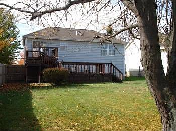 3rd image of 3164 Arrowsmith Dr