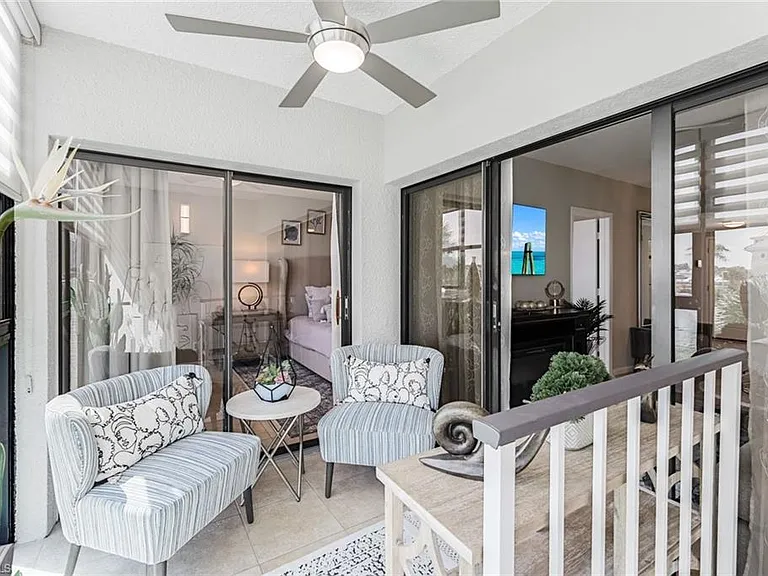 807 River Point Dr #102D — Photo 22
