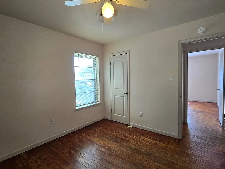 2408 Meadow Ln — Photo 16