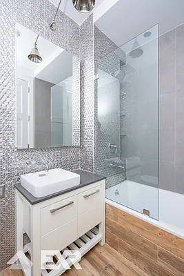 Rented by The KCI Group | media 27