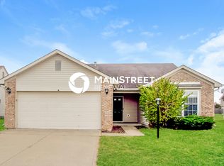 5530 Wood Hollow Dr, Indianapolis, IN 46239