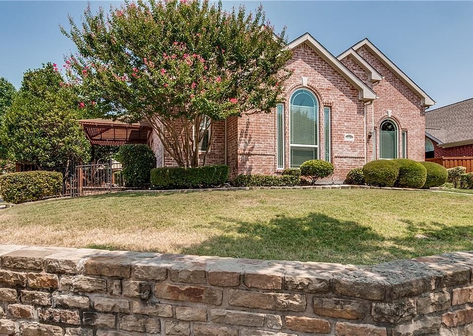 1st image of 8824 Canyonlands Dr