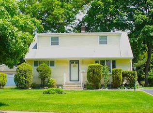 379 S Pleasant Ave, Ridgewood, NJ 07450