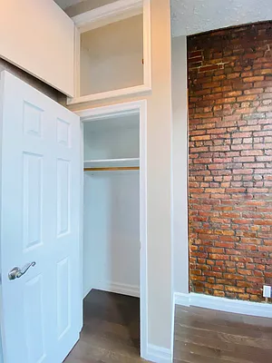 Rented by Capri Jet Realty Corp | media 5