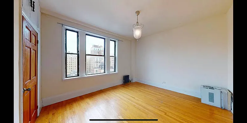 Rented by Bond New York | media 15