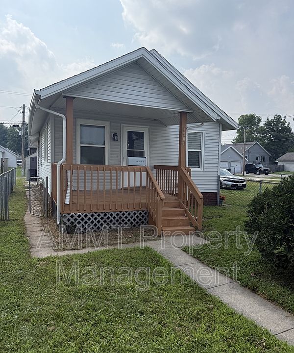 1st image of 1204 8th St NW