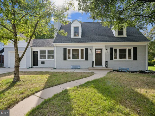 7208 Adelphi Rd, Hyattsville, MD 20782