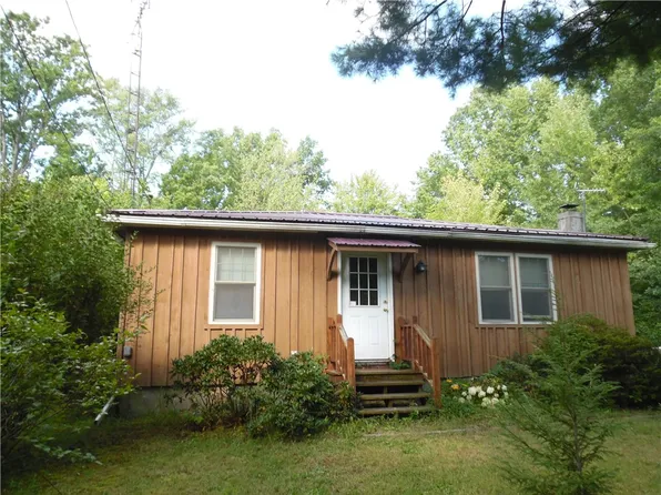 9237 Straw Dr, Espyville, PA 16424