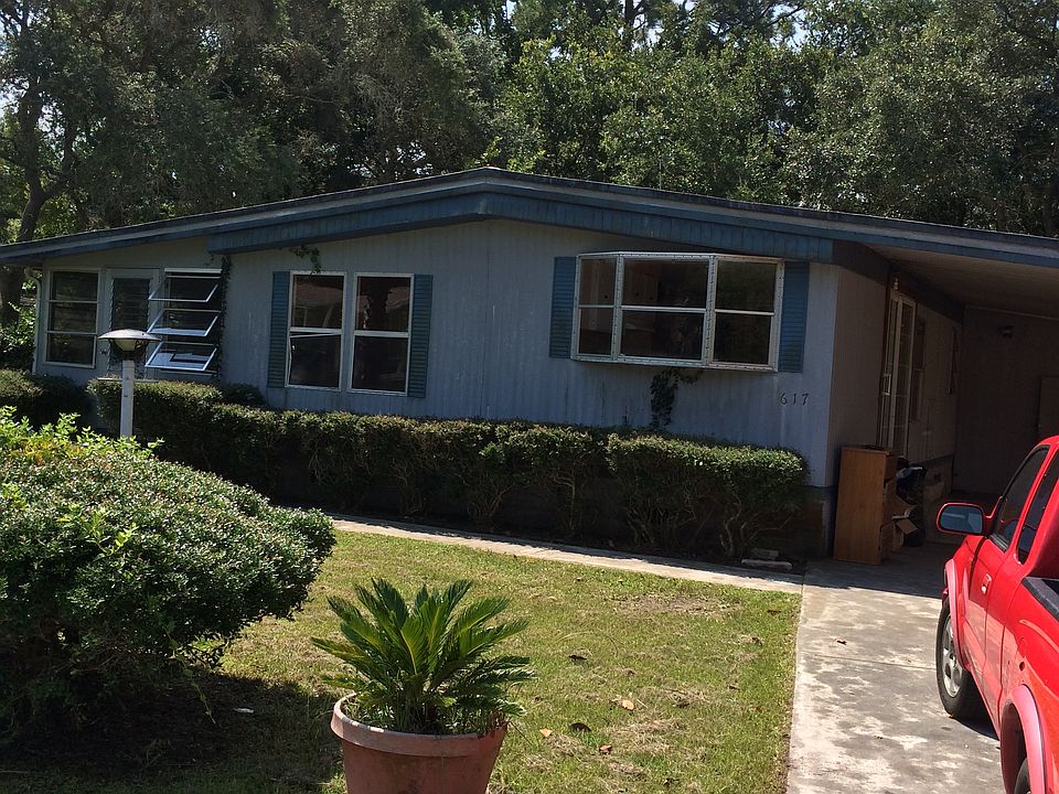 1st image of 617 Sands Dr