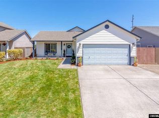 1447 Trent Ave N, Keizer, OR 97303