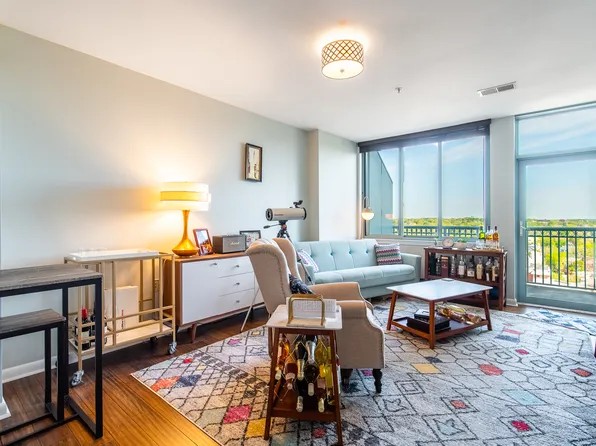 851 N Glebe Rd, Arlington, VA