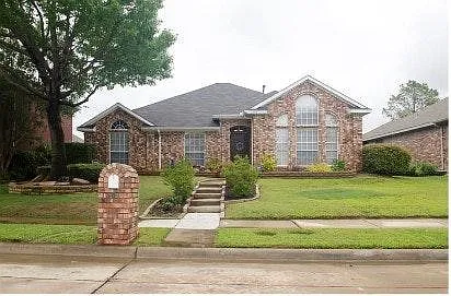 4224 Capstone Dr Photo 1