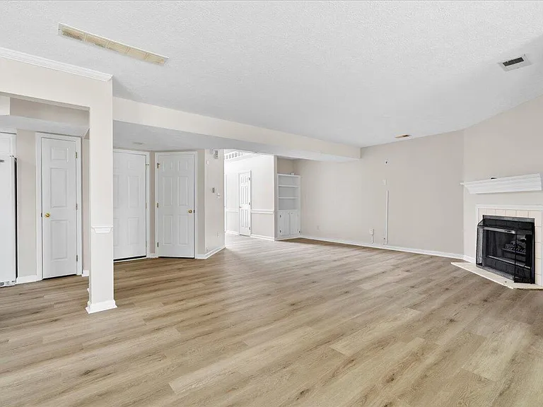 1205 Morning Side Dr — Photo 9
