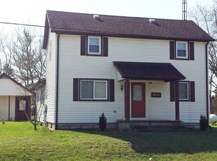 8910 National Rd, Brookville, OH 45309