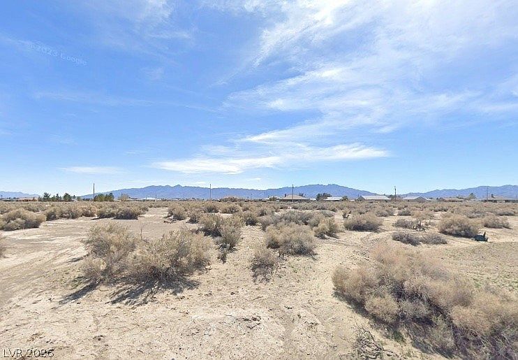 1st image of 1051 E Jacaranda St