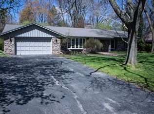 7373 N Braeburn Ln, Glendale, WI 53209