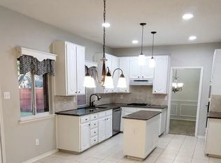 821 Weeping Willow Ct, Allen, TX 75002