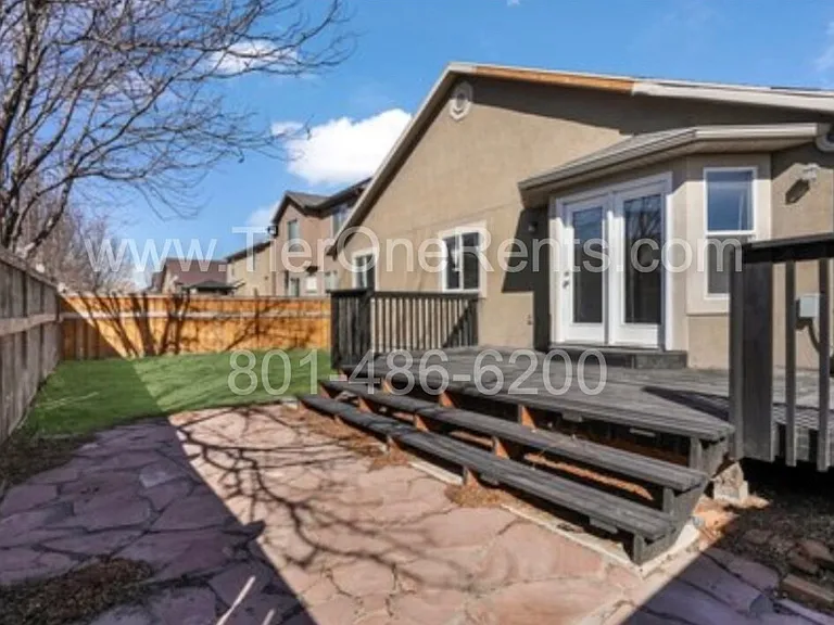 3818 E Rose Hearty Ln — Photo 23