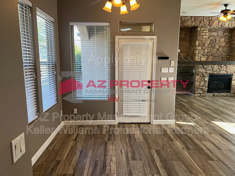 12549 N 152nd Dr — Photo 11