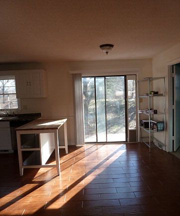 4th image of 317 Brice St