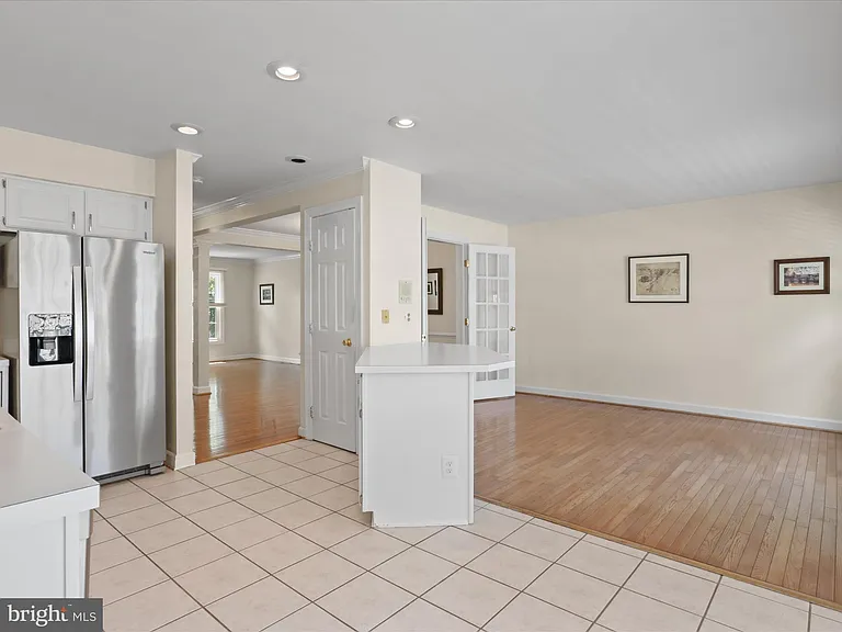 7441 Heatherfield Ln — Photo 12