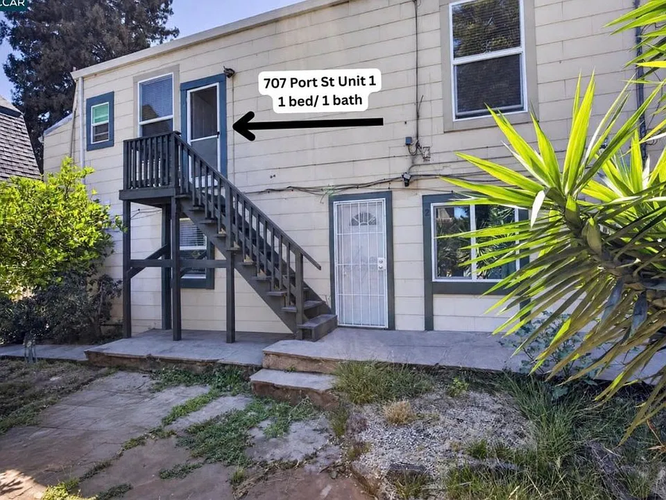 707 Port St #1