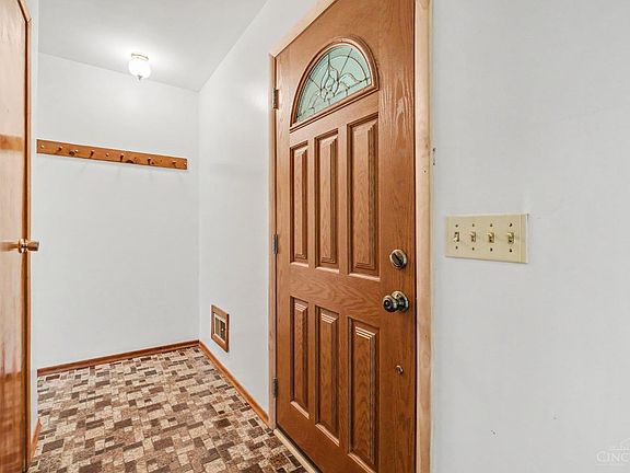 4th image of 3148 W Fork Rd
