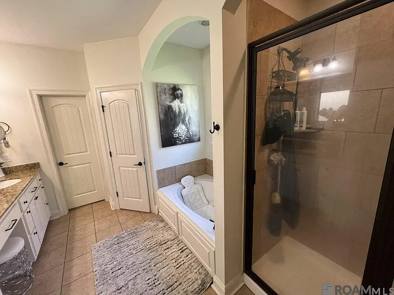 2913 Country Lake Dr — Photo 18