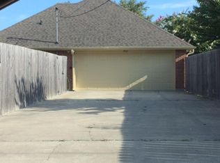 2502 Vogue Dr, Lake Charles, LA 70605