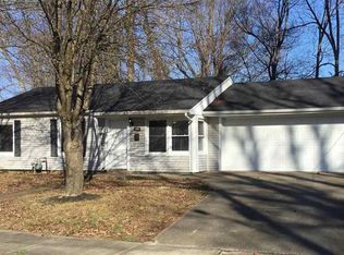 3262 Spring St, Paducah, KY 42001