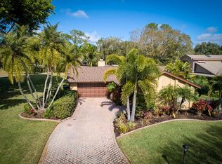 3922 De Foe Sq, Sarasota, FL 34241