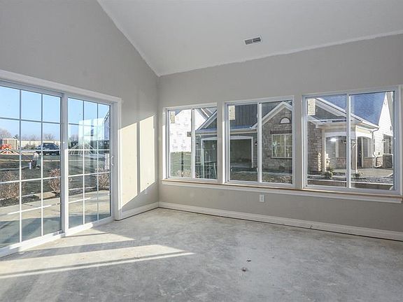 5th image of 6774 Liberty Cir