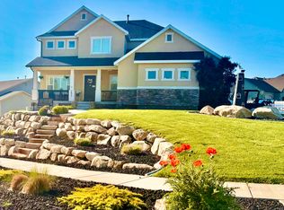 251 W Honeysuckle Dr, Saratoga Springs, UT 84045
