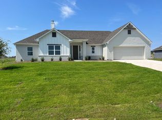 10251 Finch Rd, Sanger, TX 76266