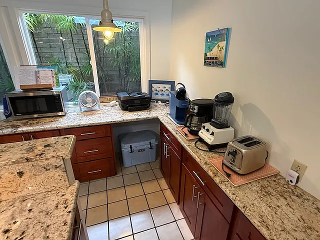 41 Kaumana Pl #A — Photo 8