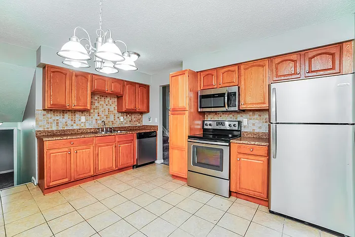 2656 Mellowbrook St — Photo 8